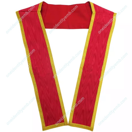 Irish Sky Red Collar